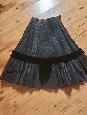 Vintage 1940s Black Silk Faille  Velvet-Trim Pleated Skirt, 24 Inch Waist